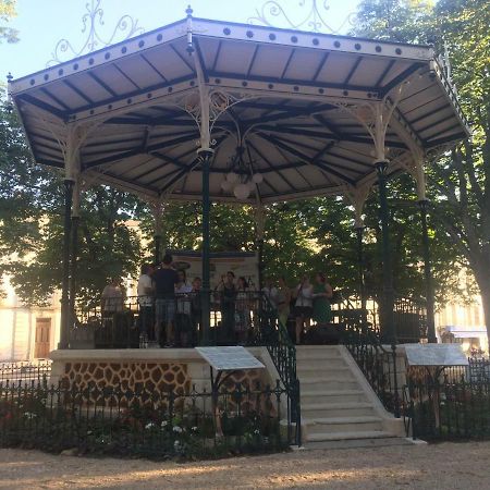 La Petite Cour - Perigueux Bed & Breakfast Bagian luar foto
