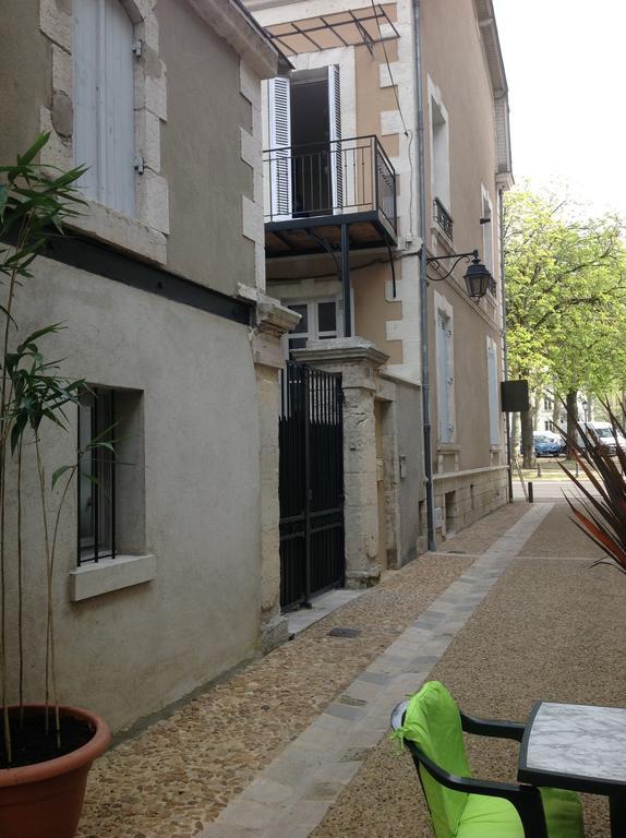 La Petite Cour - Perigueux Bed & Breakfast Bagian luar foto