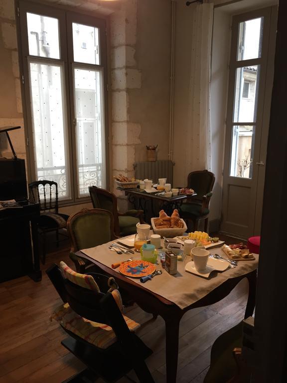 La Petite Cour - Perigueux Bed & Breakfast Bagian luar foto