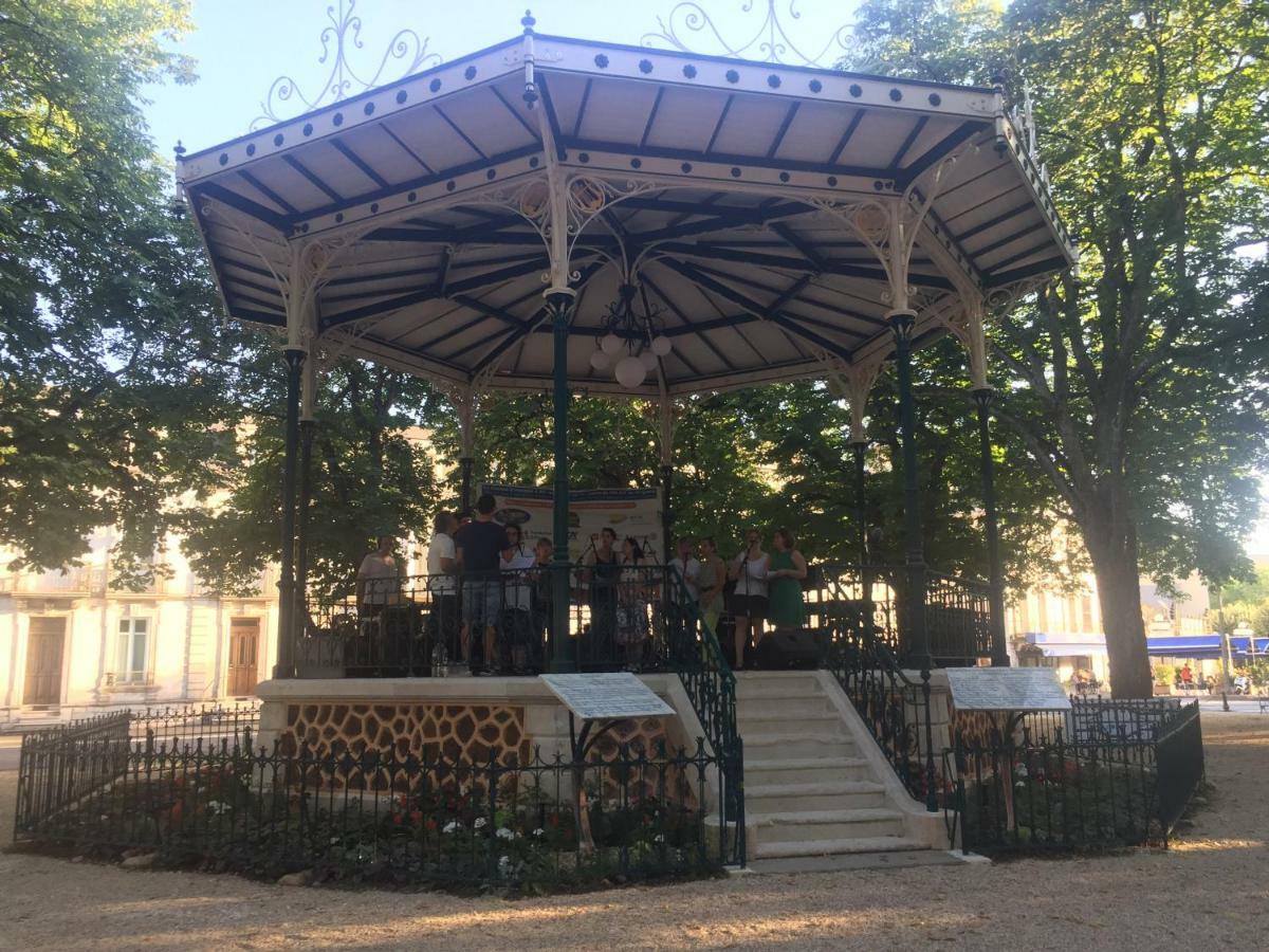 La Petite Cour - Perigueux Bed & Breakfast Bagian luar foto